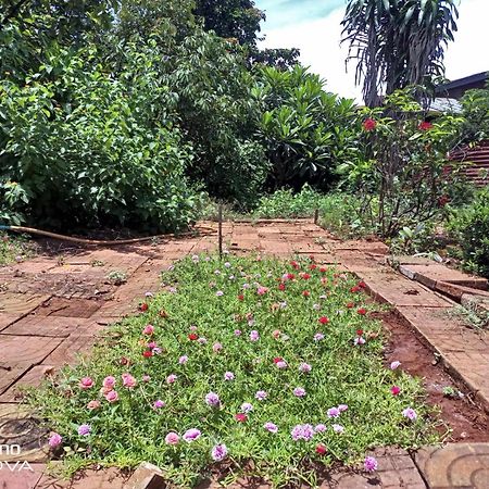 Familyhouse & Trekking Apartment Banlung Luaran gambar