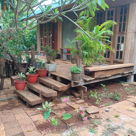 Familyhouse & Trekking Apartment Banlung Luaran gambar