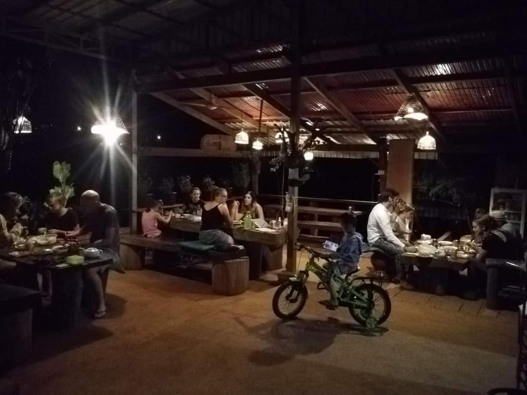 Familyhouse & Trekking Apartment Banlung Luaran gambar