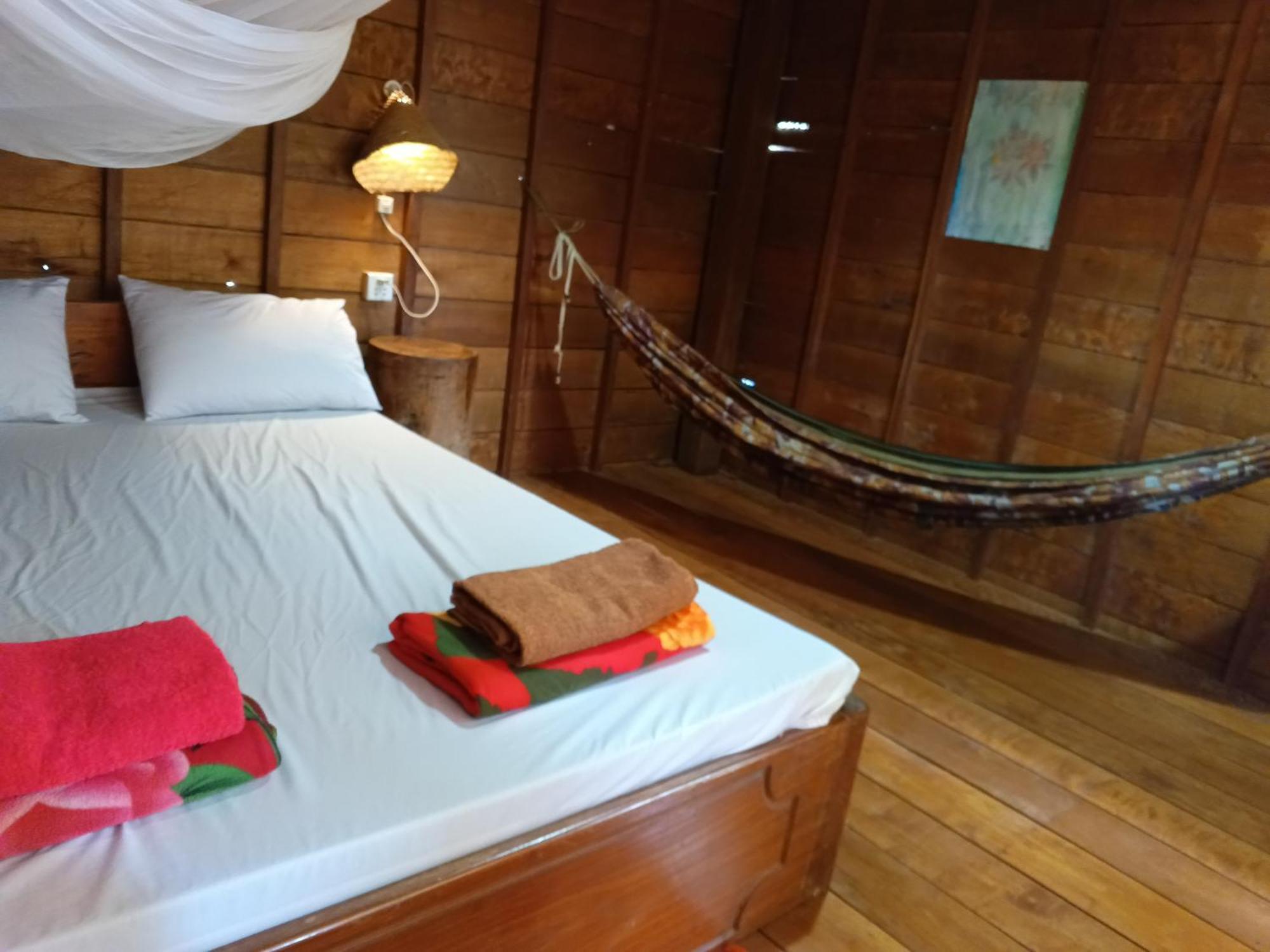 Familyhouse & Trekking Apartment Banlung Bilik gambar