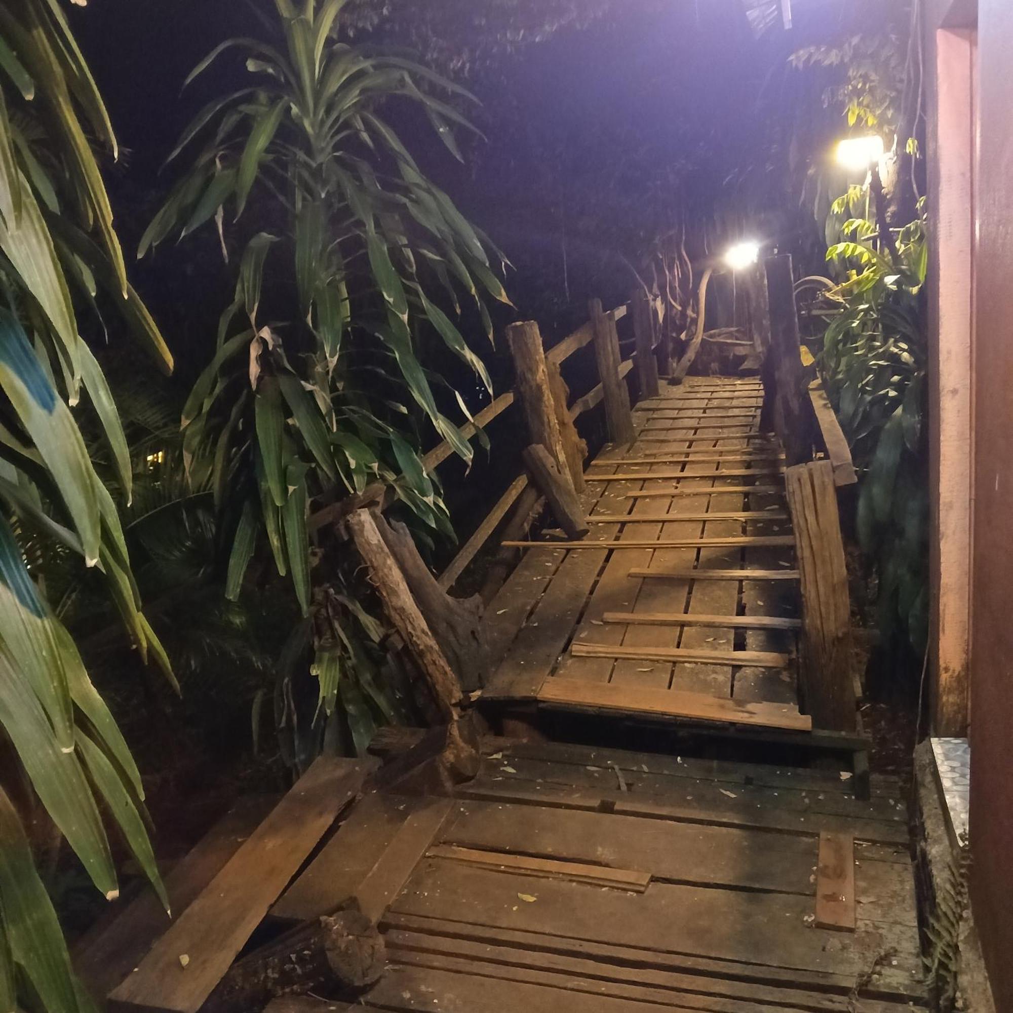 Familyhouse & Trekking Apartment Banlung Bilik gambar